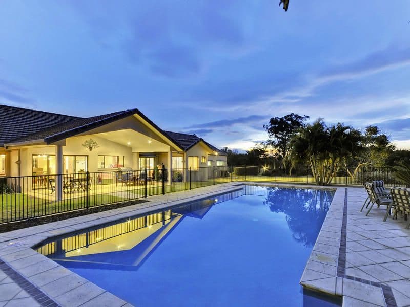 2073 Roghan Road, BRIDGEMAN DOWNS QLD 4035, Bridgeman Downs - Thumbnail 5