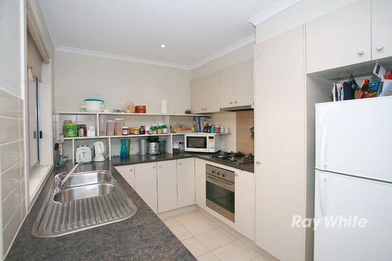 5 Seville Street, PAKENHAM VIC 3810, Pakenham - Thumbnail 4
