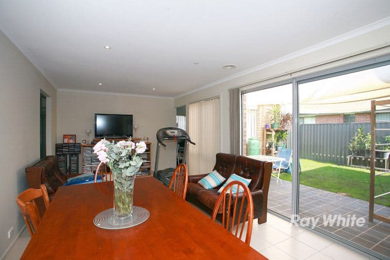 5 Seville Street, PAKENHAM VIC 3810, Pakenham - Thumbnail 6