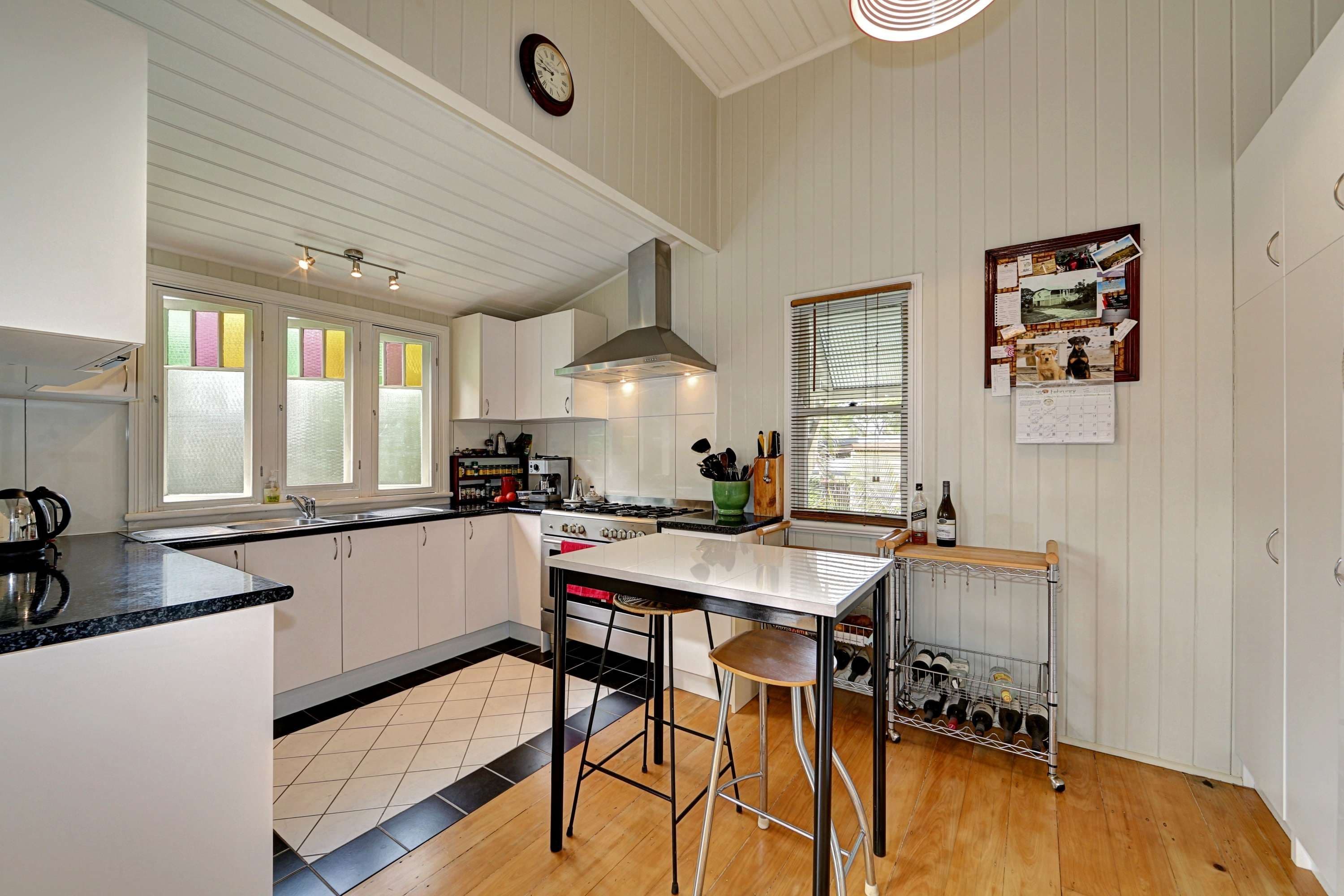 8 Rowland Street, BUNDABERG SOUTH QLD 4670, Bundaberg South - Thumbnail 6