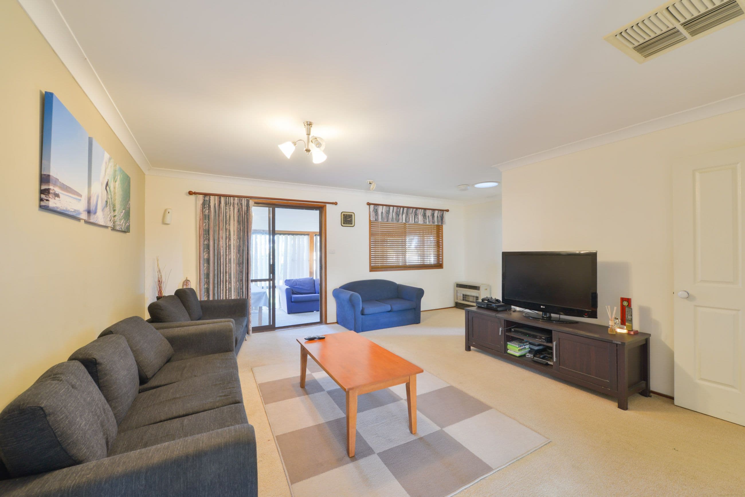 20 Inala Crescent, Tamworth NSW 2340, Tamworth - Thumbnail 2