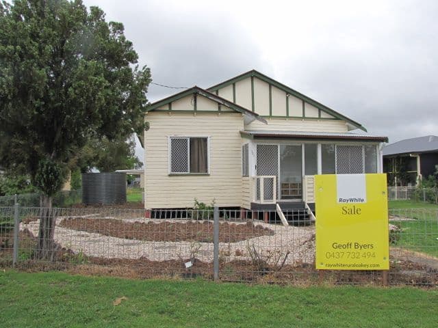 121 Bridge Street, Oakey QLD 4401, Oakey - Image 1