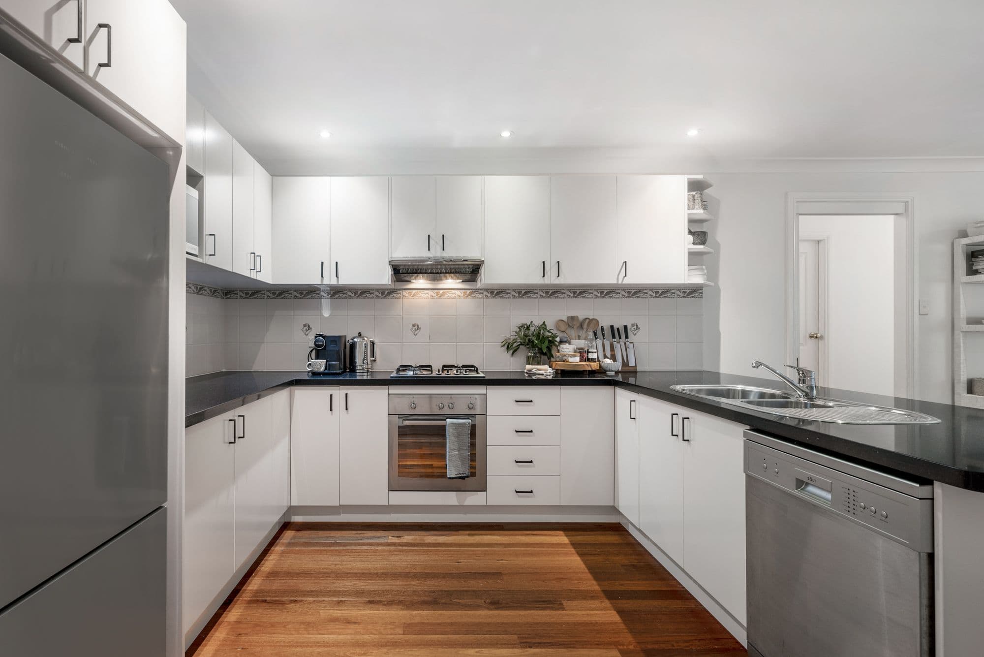 9 Southdown Road, Elderslie NSW 2570, Elderslie - Thumbnail 3