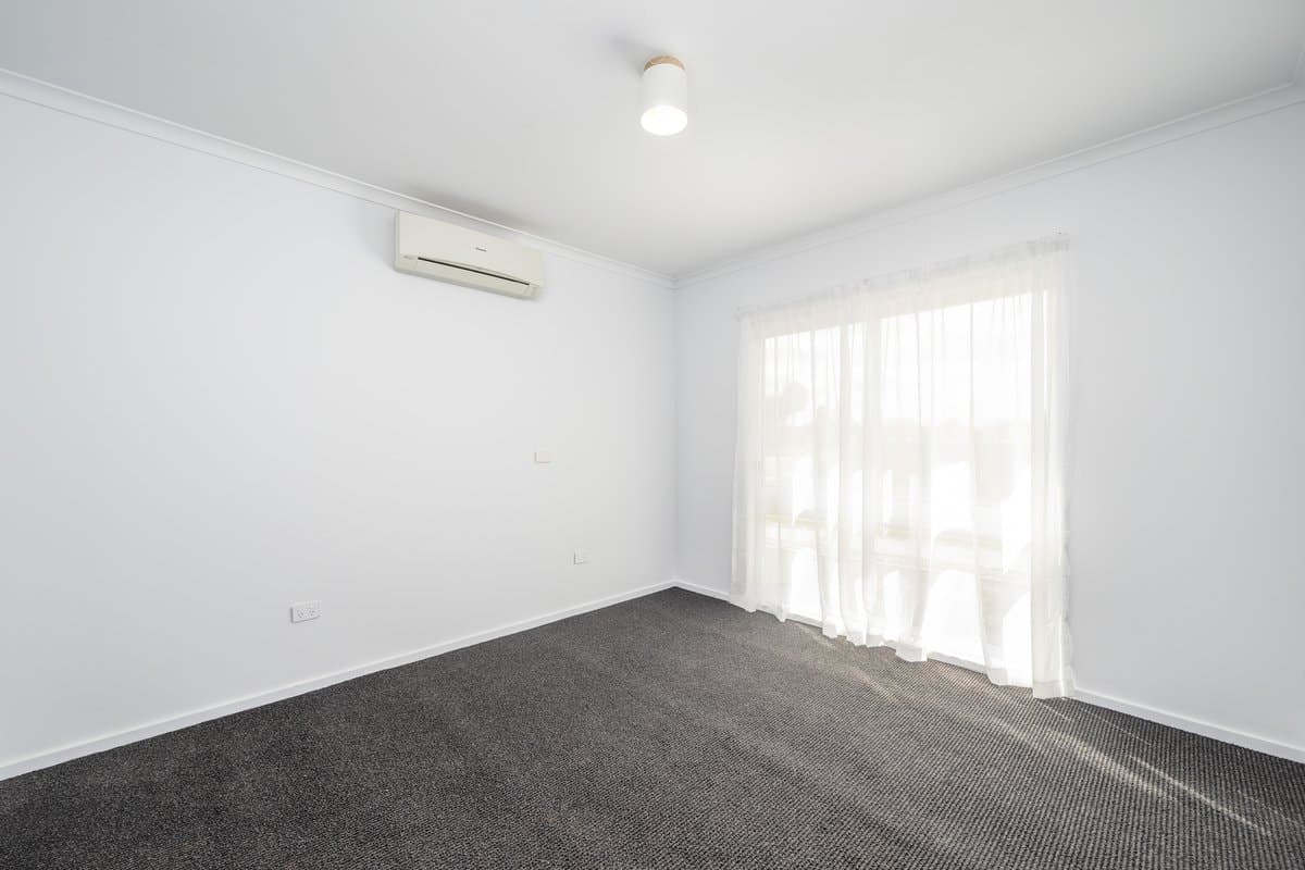 76 Graham Street, Shepparton, Shepparton - Thumbnail 8