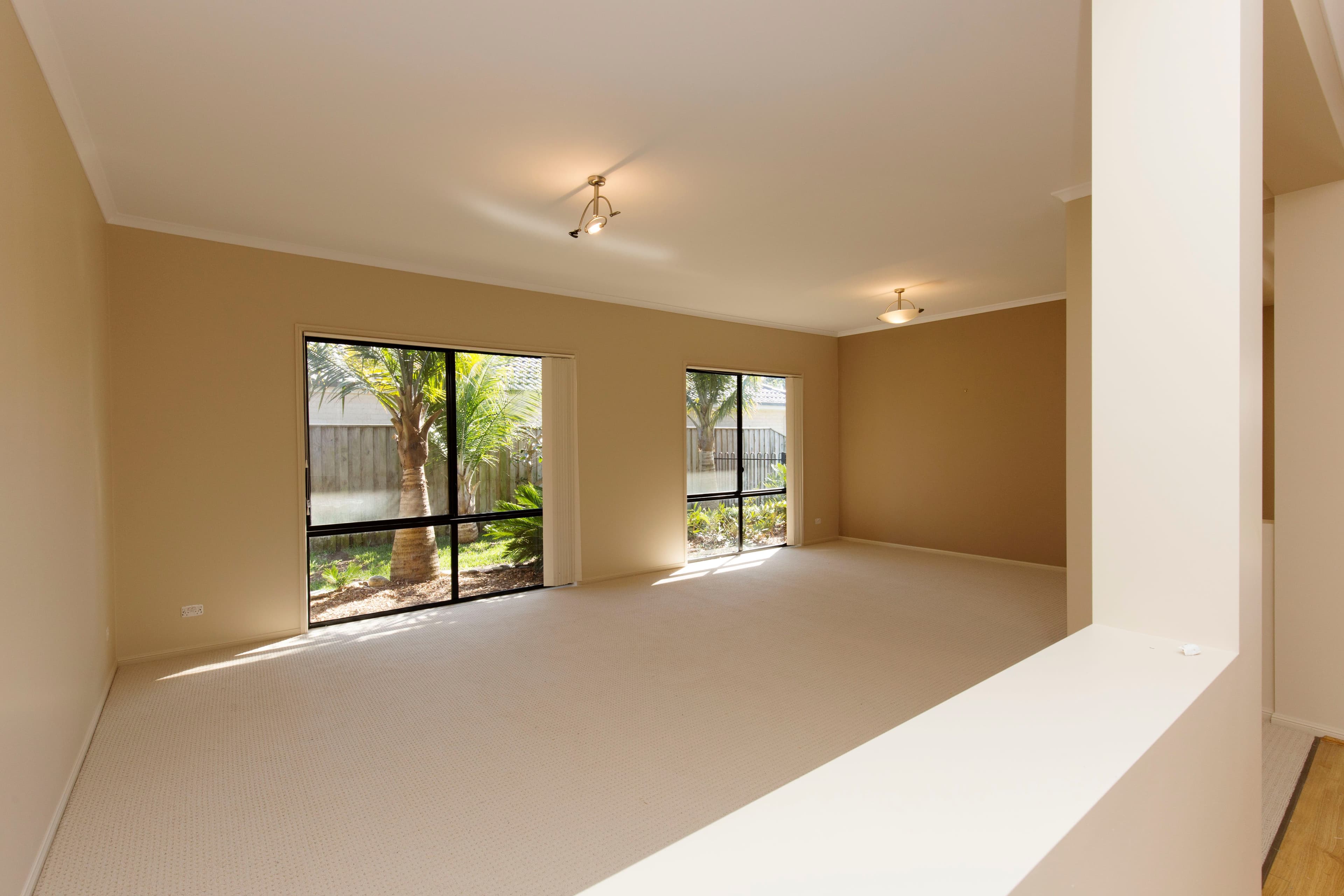 8 Coolabah Close, Tea Gardens - Thumbnail 2