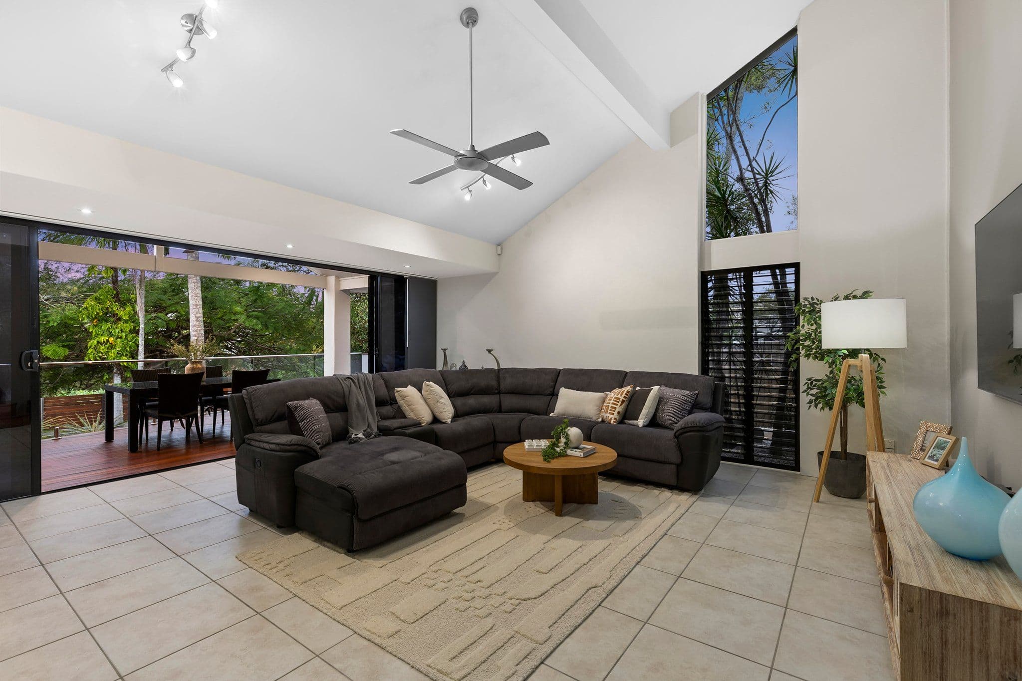 8 Minno Street, Chapel Hill QLD 4069, Chapel Hill - Thumbnail 4