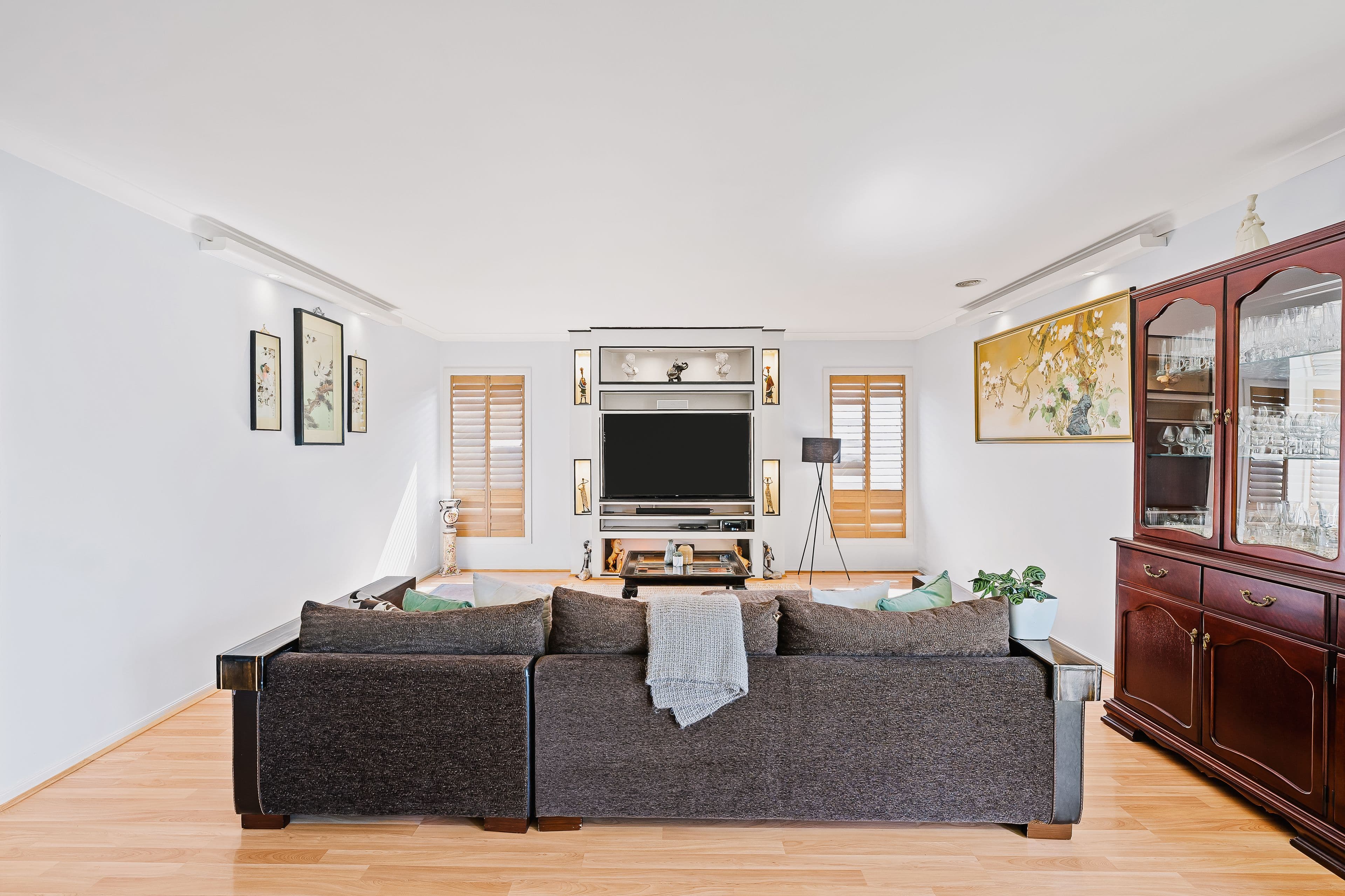 10 Sanctuary Crescent, Rowville VIC 3178, Rowville - Thumbnail 2