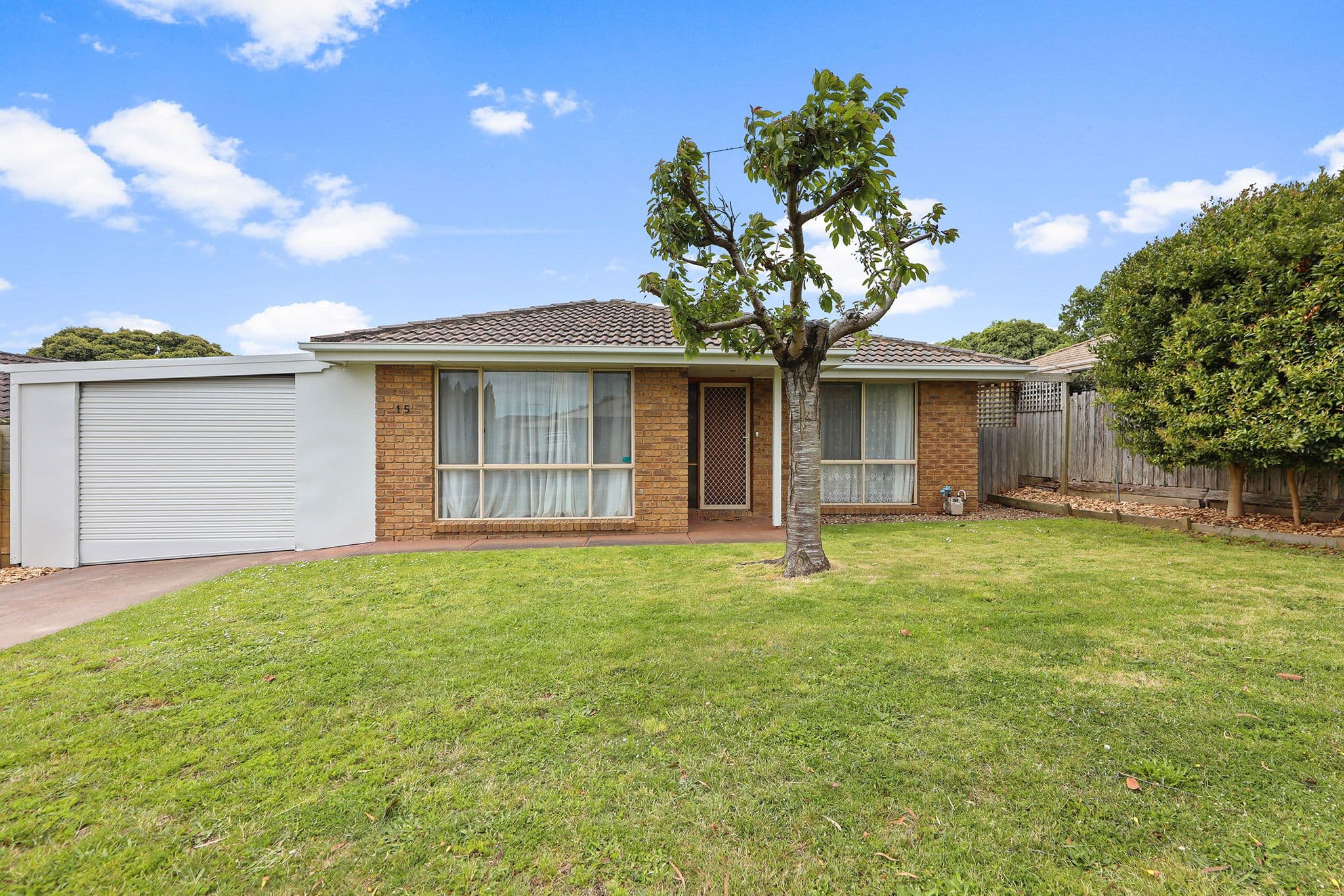 15 Helen Street, Drouin VIC 3818, Drouin - Image 1