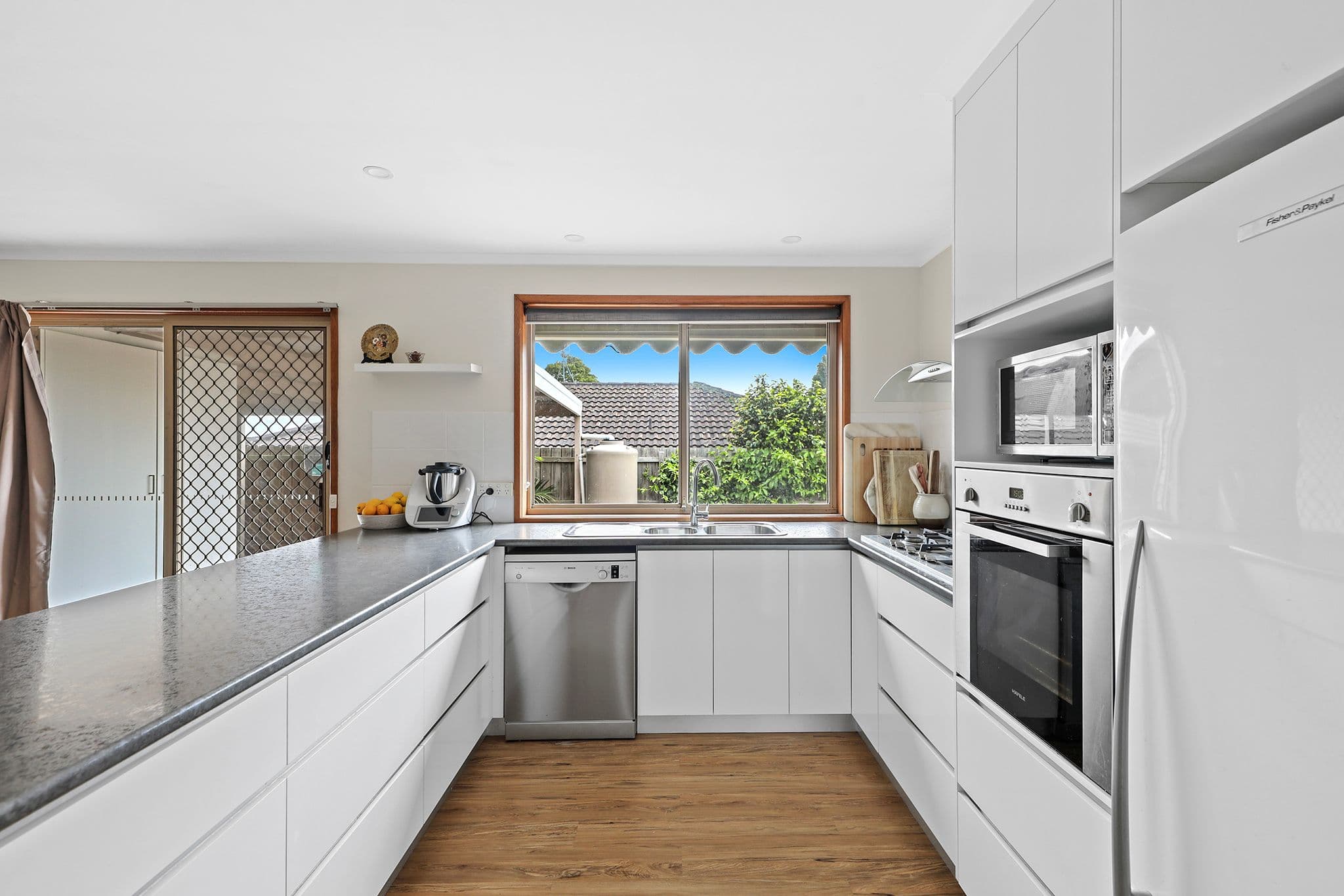 15 Helen Street, Drouin VIC 3818, Drouin - Thumbnail 3