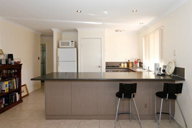 7A Hazlett Way, CANNING VALE WA 6155, Canning Vale - Thumbnail 5