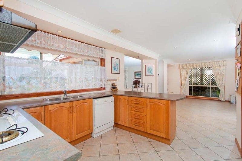 4 Honeyeater Drive, BLACKBUTT NSW 2529, Blackbutt - Thumbnail 3