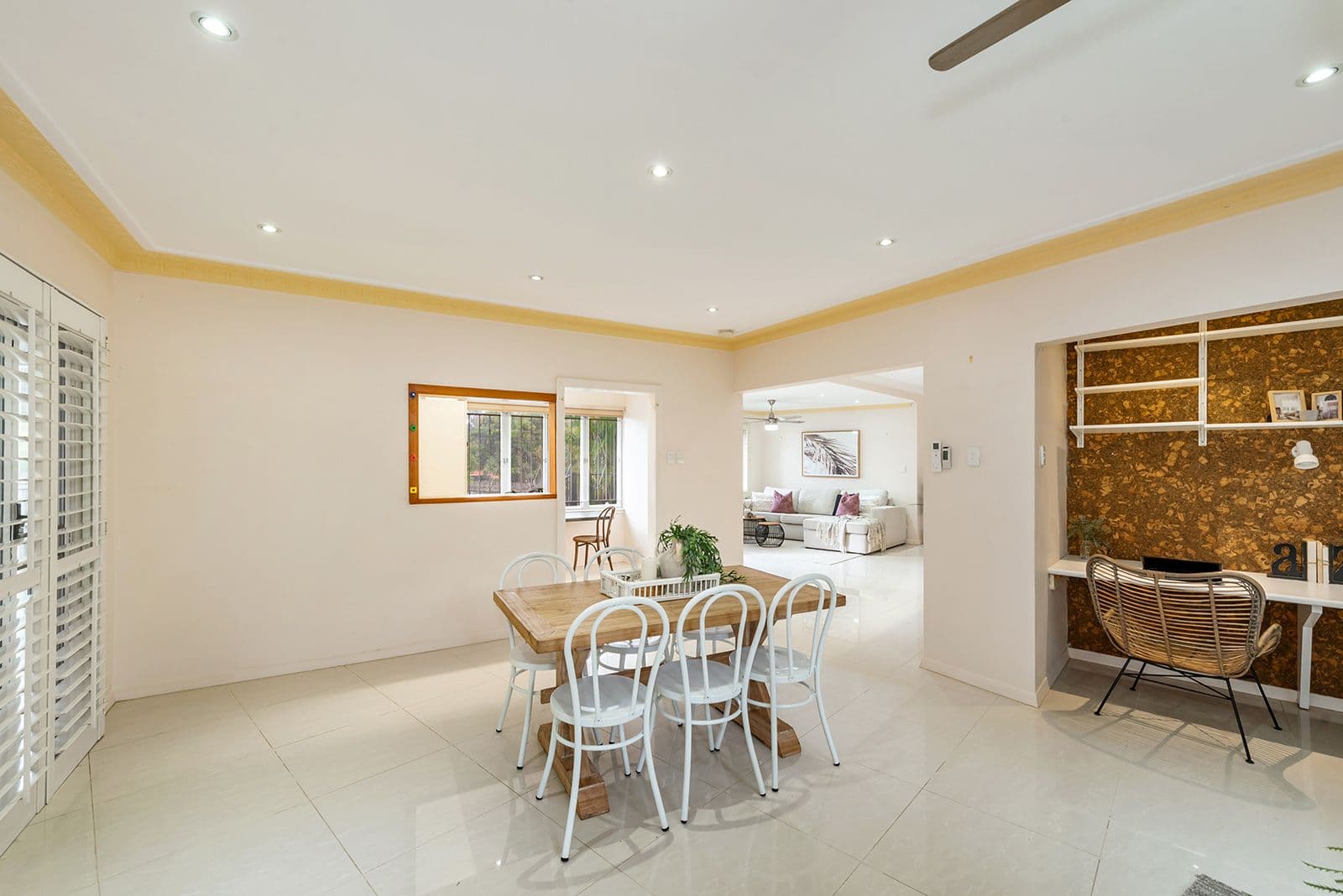 37 Almay Street, Kenmore QLD 4069, Kenmore - Thumbnail 4