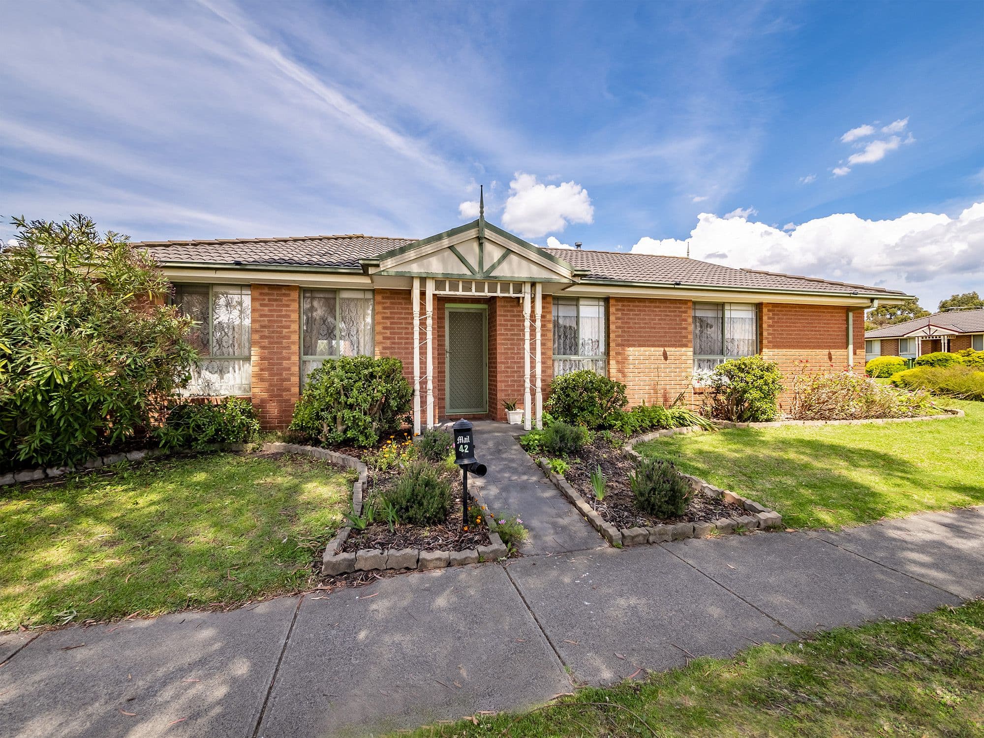 42 Strabane Way, Hampton Park VIC 3976, Hampton Park - Thumbnail 2