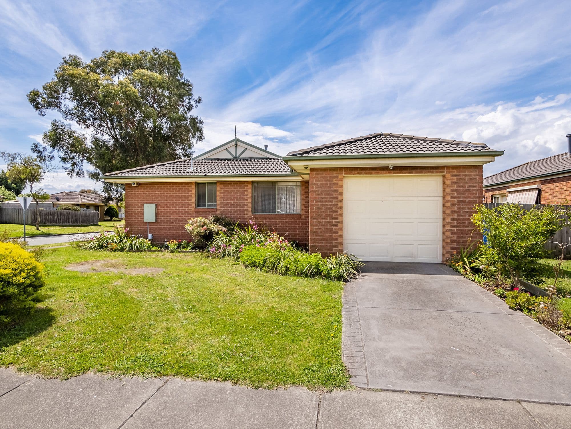 42 Strabane Way, Hampton Park VIC 3976, Hampton Park - Thumbnail 3