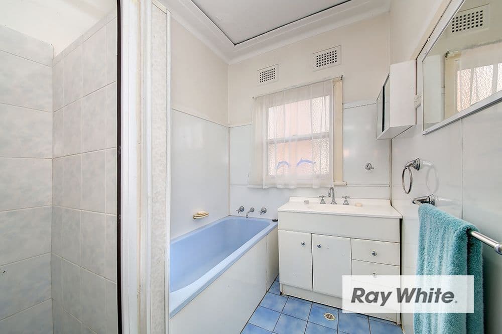214 Nottinghill Road, Regents Park - Thumbnail 7