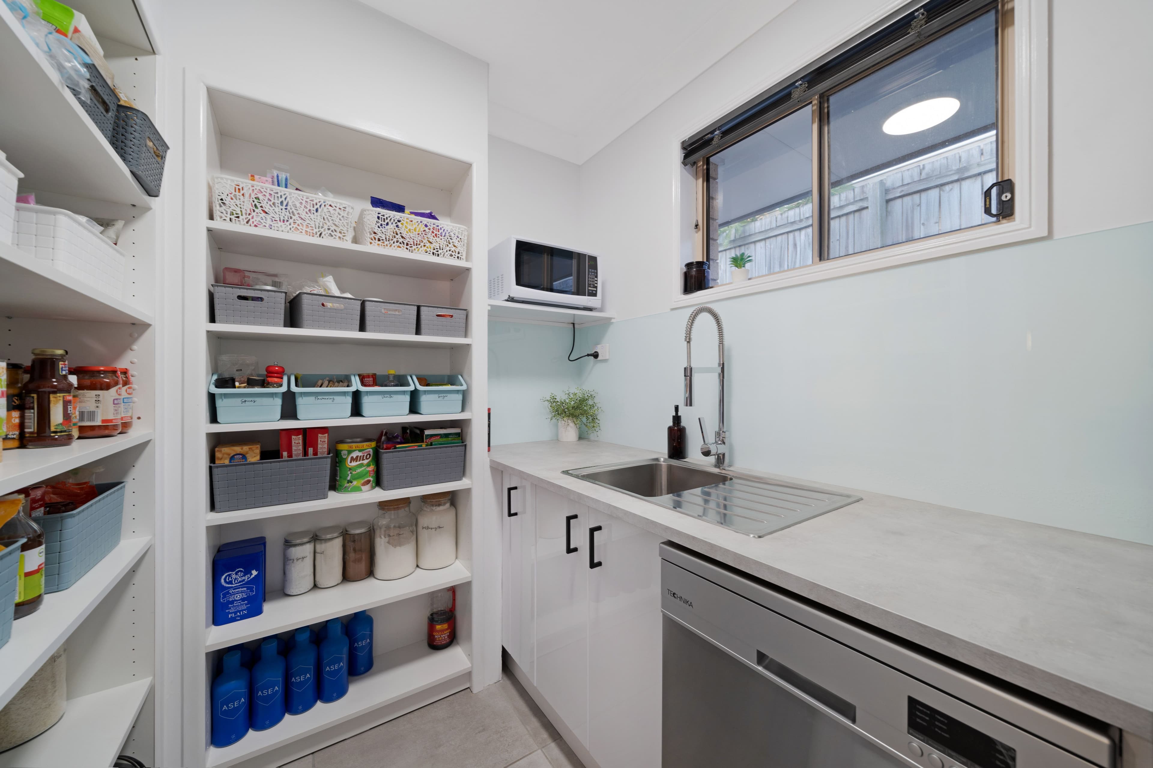 8 Lincoln Court, Heritage Park QLD 4118, Heritage Park - Thumbnail 8