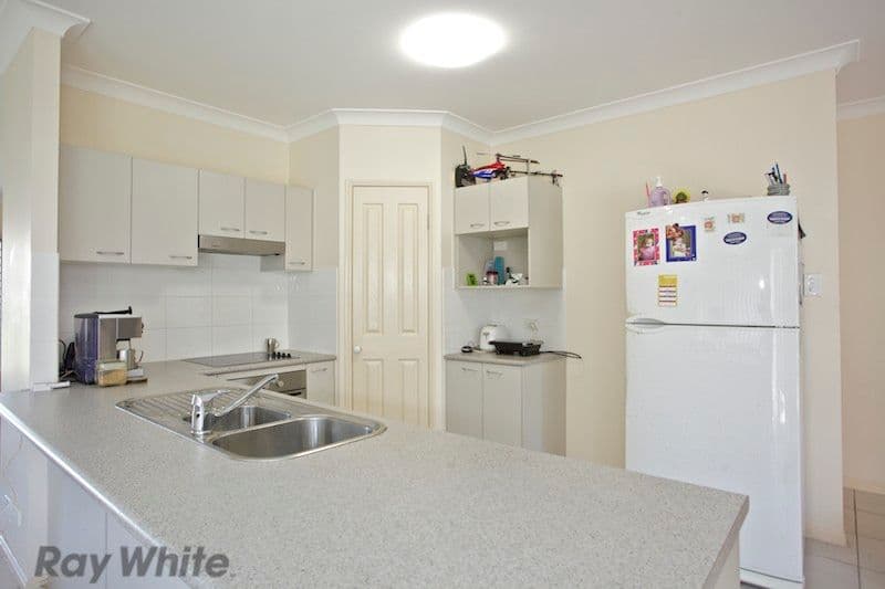 6 Varuna Court, ROTHWELL QLD 4022, Rothwell - Thumbnail 5