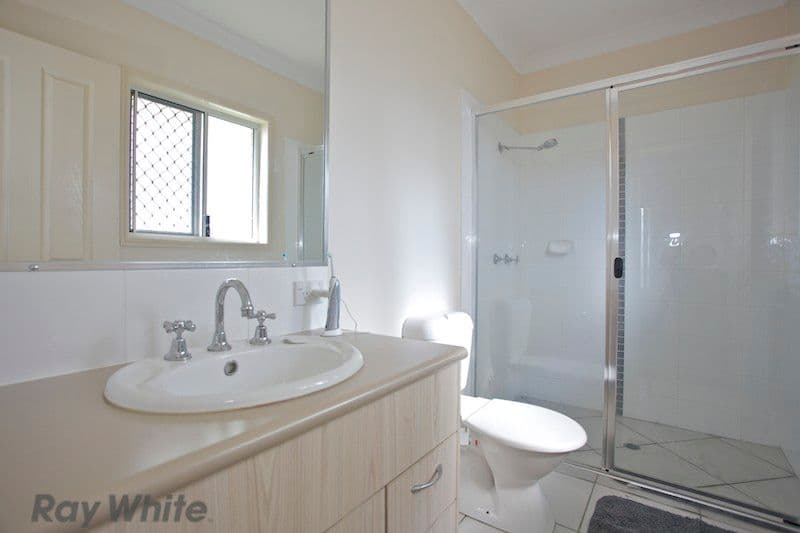 6 Varuna Court, ROTHWELL QLD 4022, Rothwell - Thumbnail 8