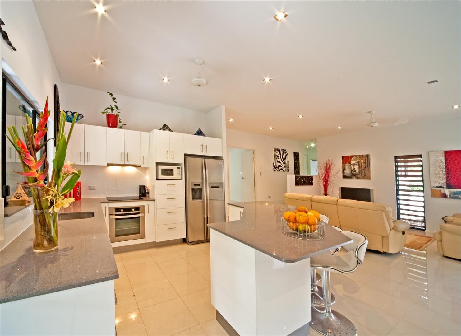 55 Jones Road, Cannonvale QLD 4802, Cannonvale - Thumbnail 2