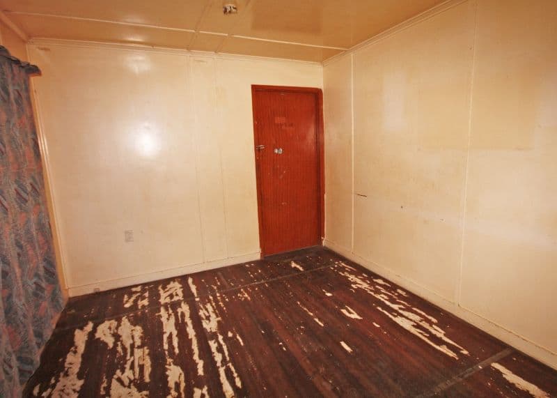 5 Orange Street, BILOELA QLD 4715, Biloela - Thumbnail 2