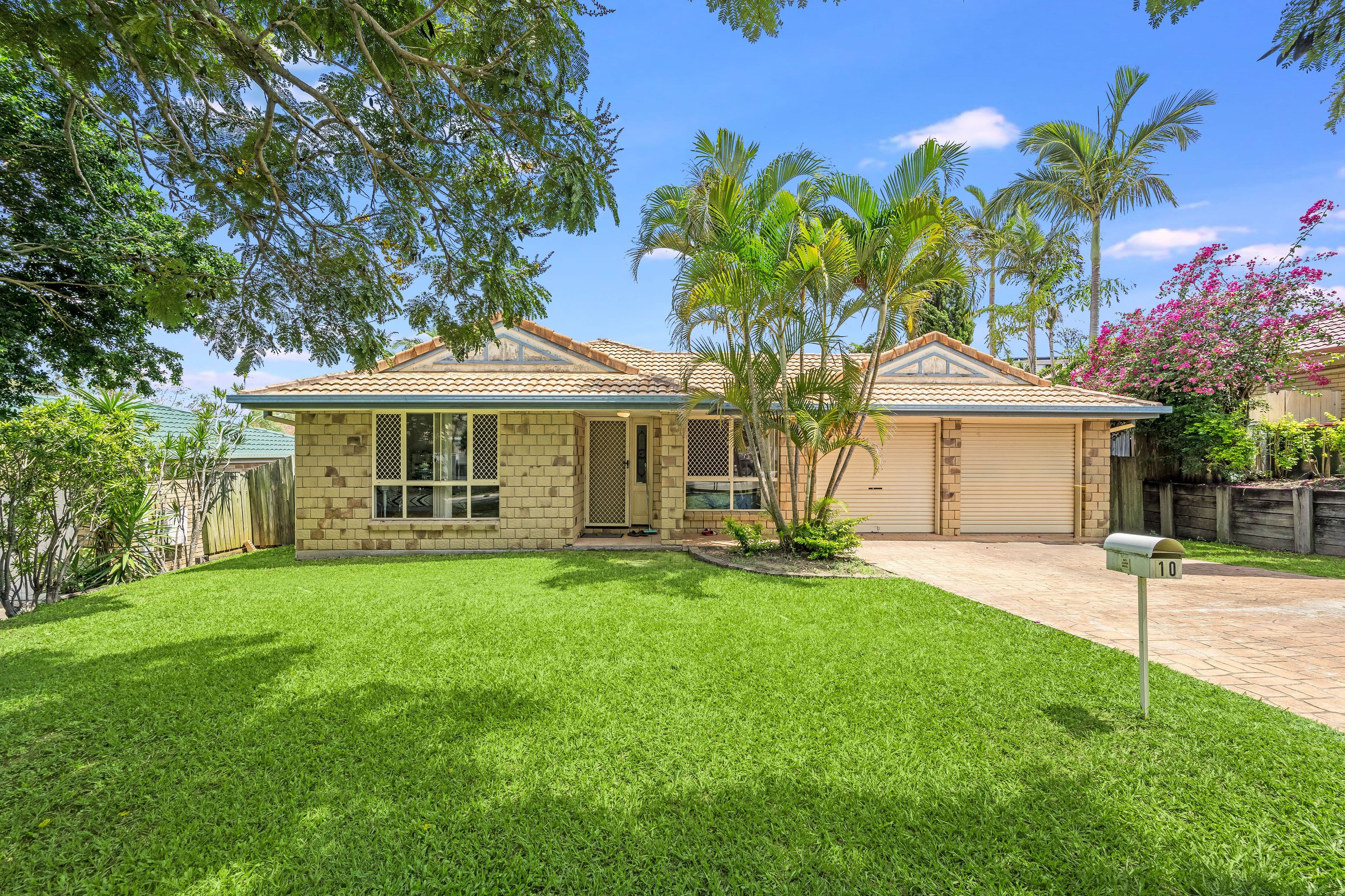 10 Oakmont Avenue, Oxley QLD 4075, Oxley - Image 1