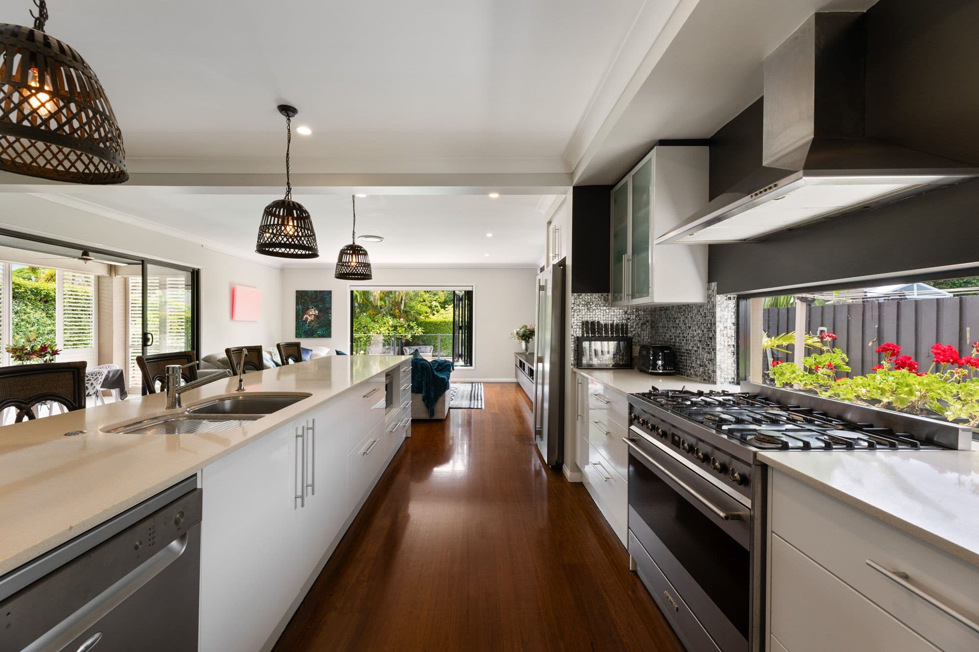 32 Birkalla Street, Bulimba QLD 4171, Bulimba - Thumbnail 6