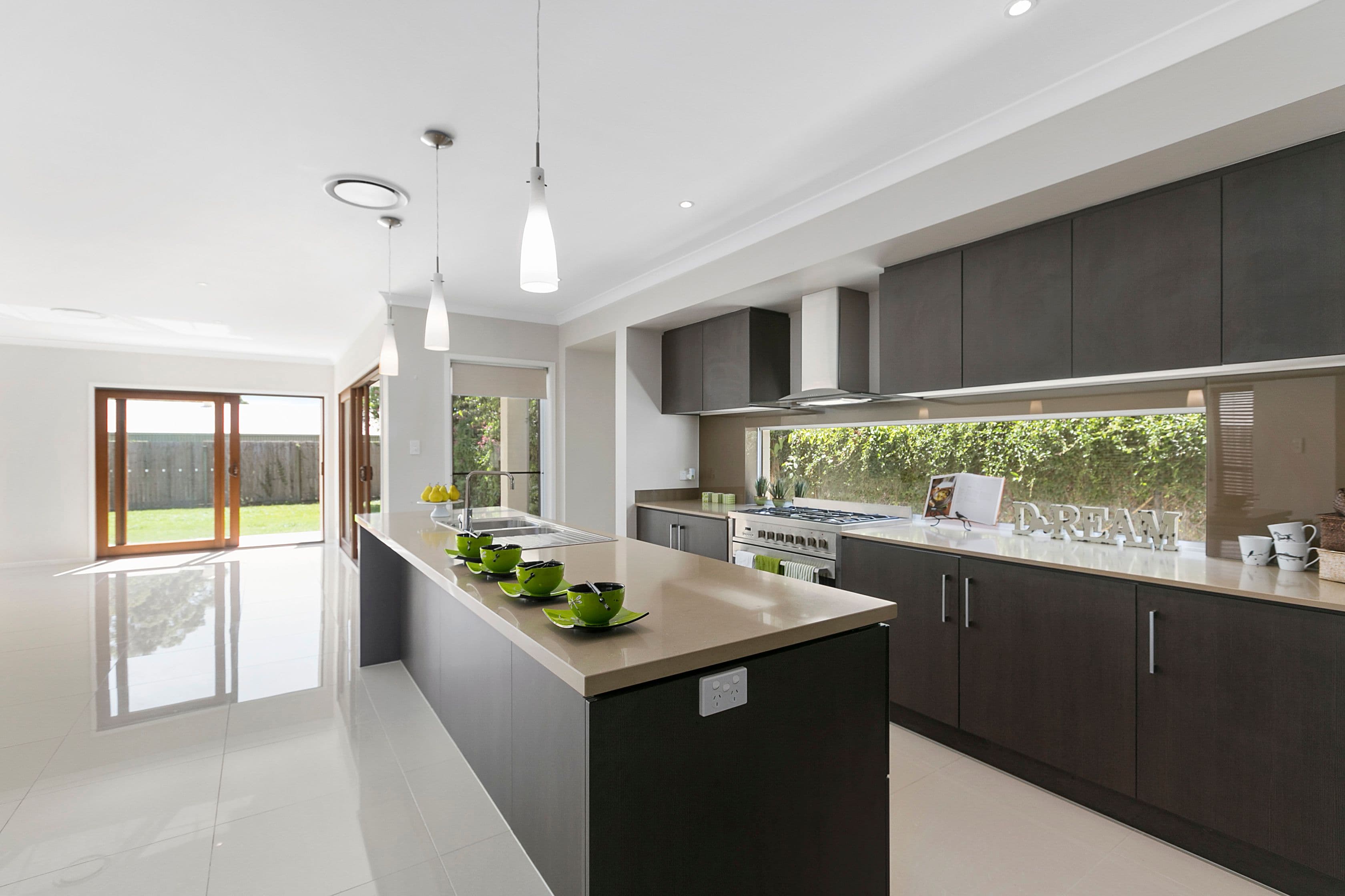 41 Villiers Street, Lota QLD 4179, Lota - Thumbnail 2