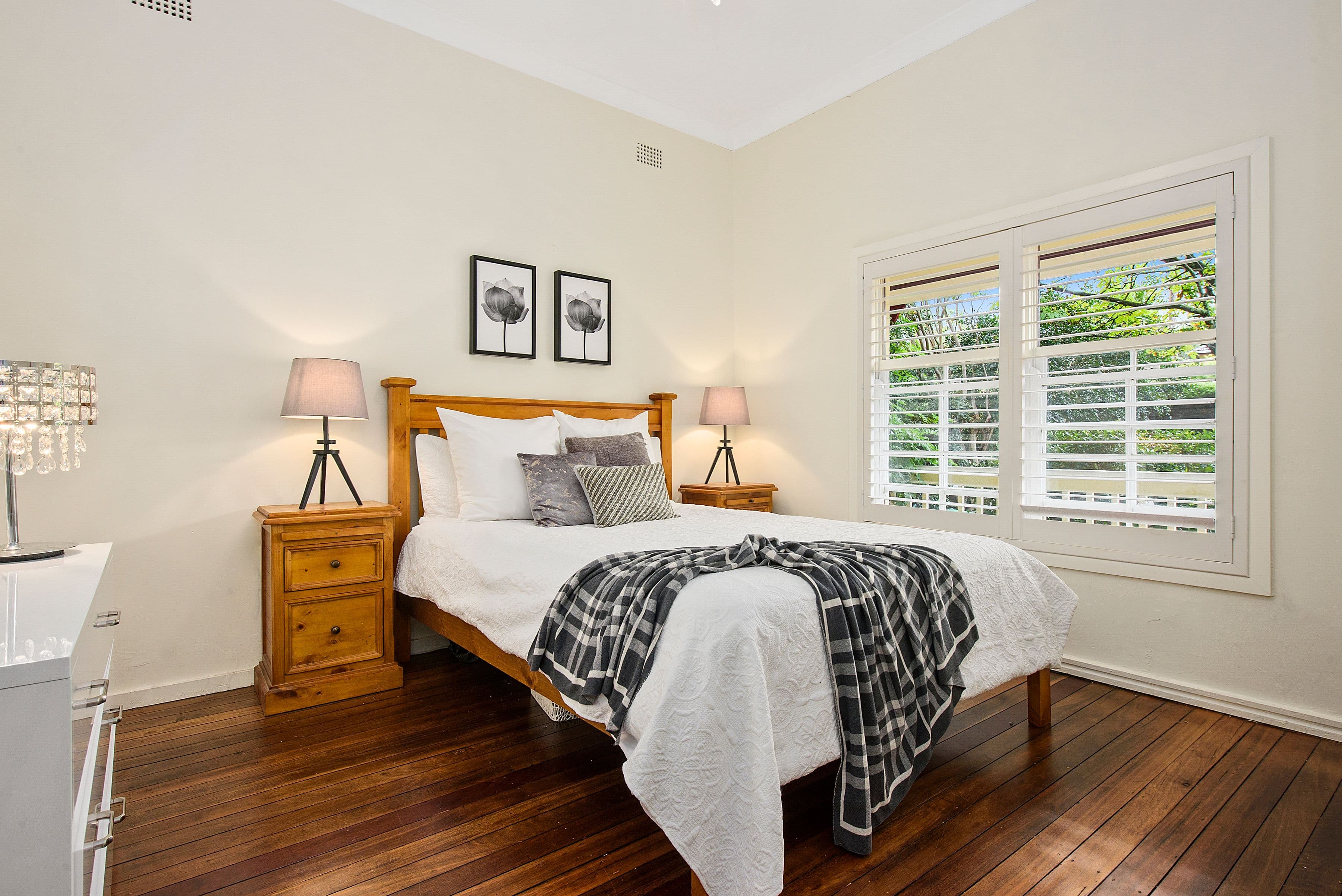 18 Eaton Avenue, Normanhurst NSW 2076, Normanhurst - Thumbnail 2