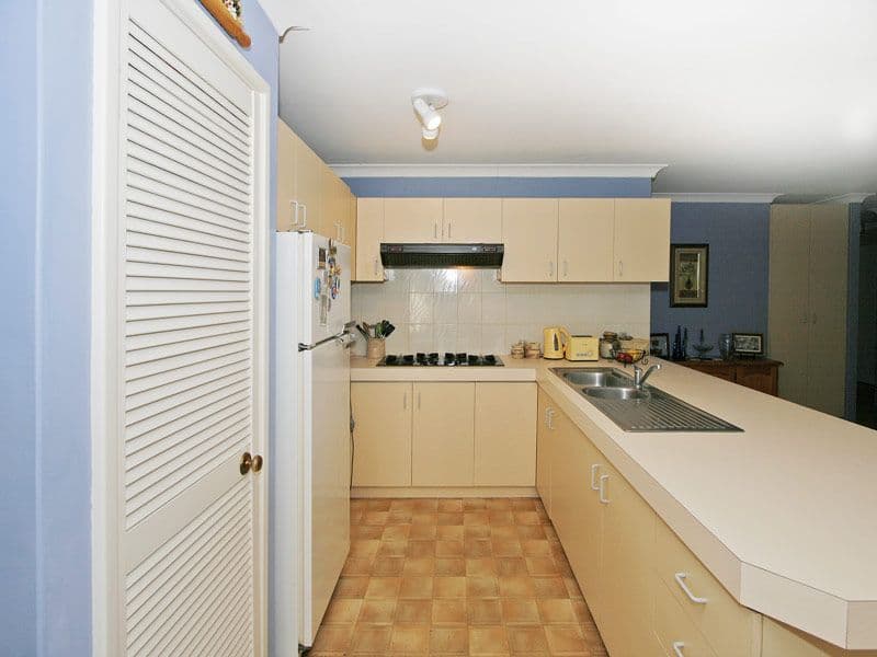3  Cliffside Rise, BALLAJURA WA 6066, Ballajura - Thumbnail 5