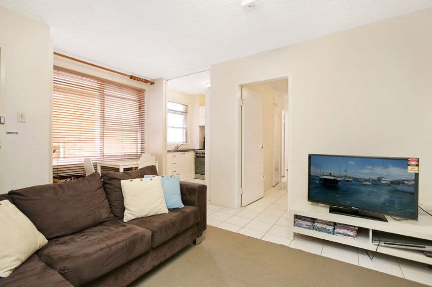 38 Ocean View Road, FRESHWATER NSW 2096, Freshwater - Image 1