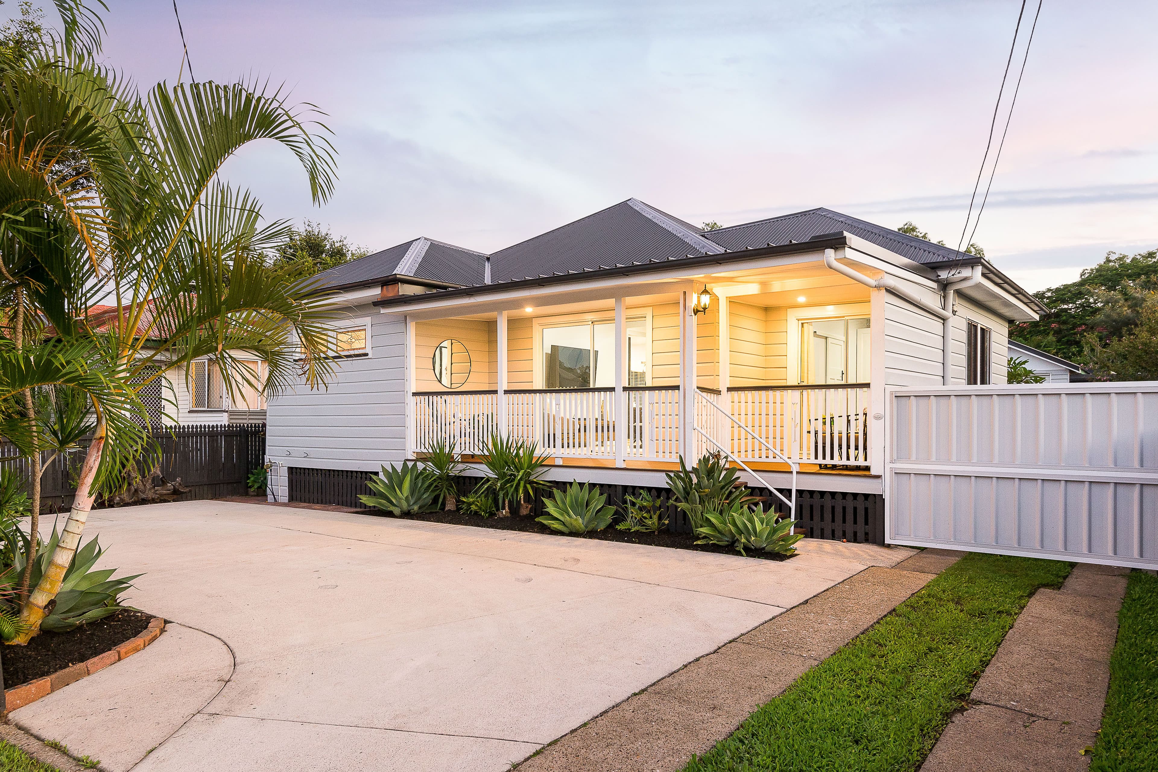 498 Stafford Road, Stafford QLD 4053, Stafford - Image 1