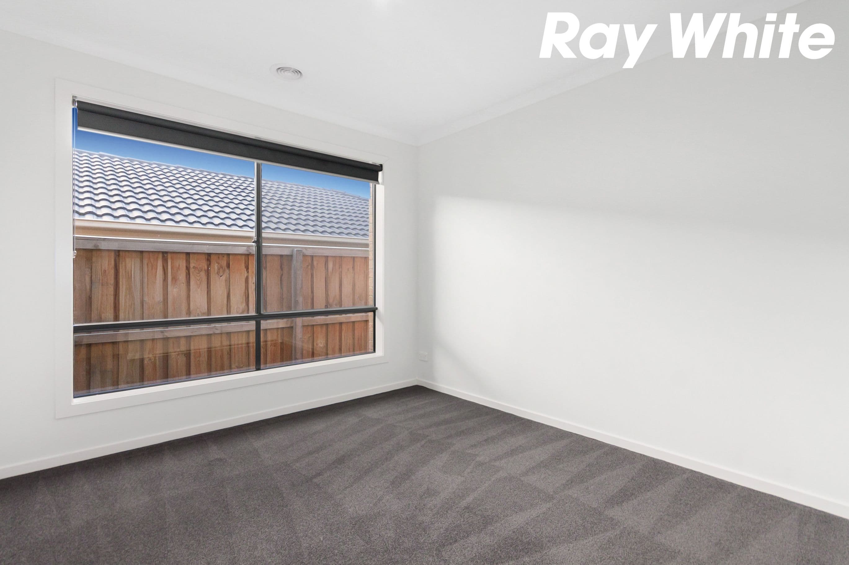 15 Cascade Way, Pakenham VIC 3810, Pakenham - Thumbnail 6