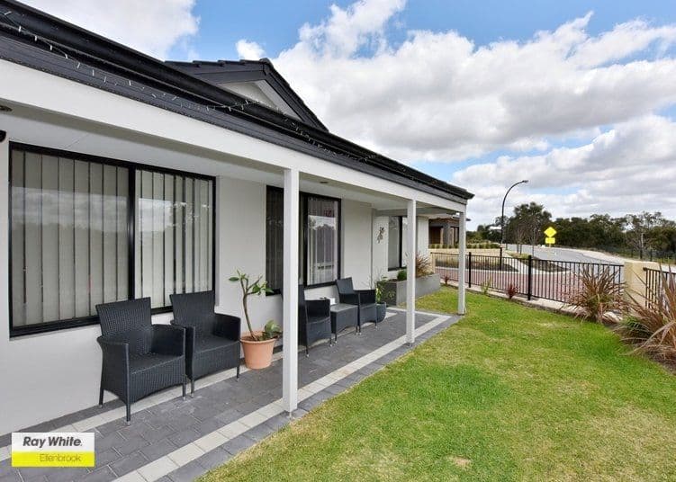 37 Duvall Parkway, Aveley WA 6069, Aveley - Thumbnail 2
