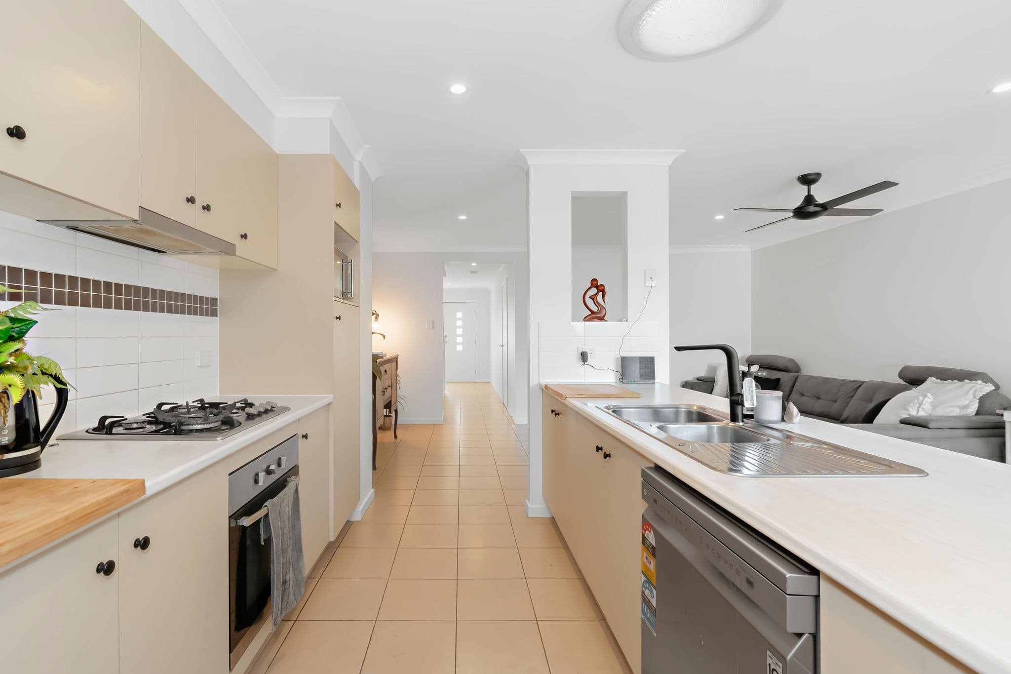 10 Tuxworth Place, Pimpama QLD 4209, Pimpama - Thumbnail 5