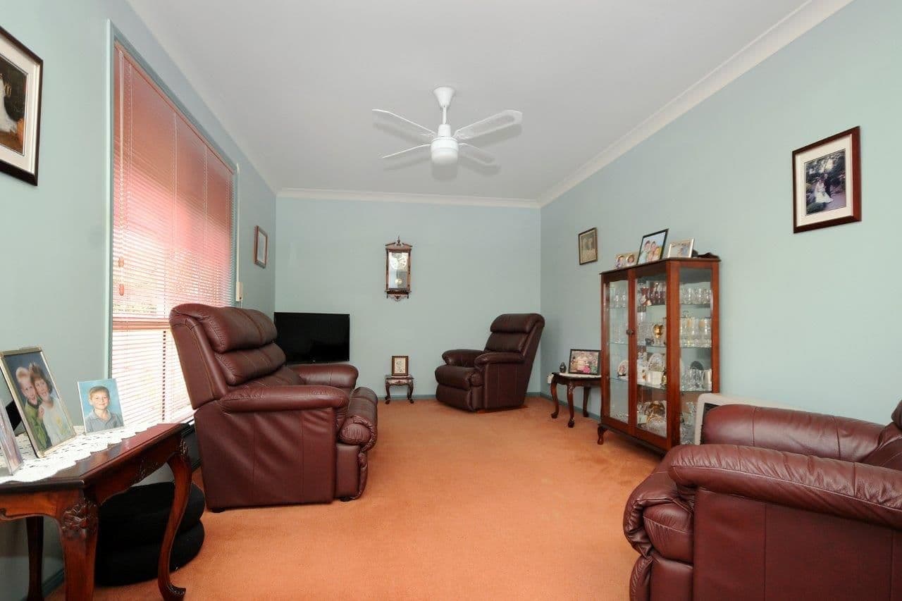 17 Kurrajong Street, NEWTOWN QLD 4350, Newtown - Thumbnail 2