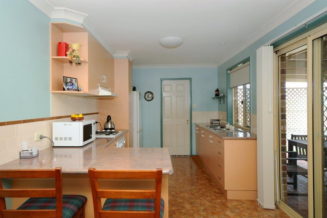 17 Kurrajong Street, NEWTOWN QLD 4350, Newtown - Thumbnail 3