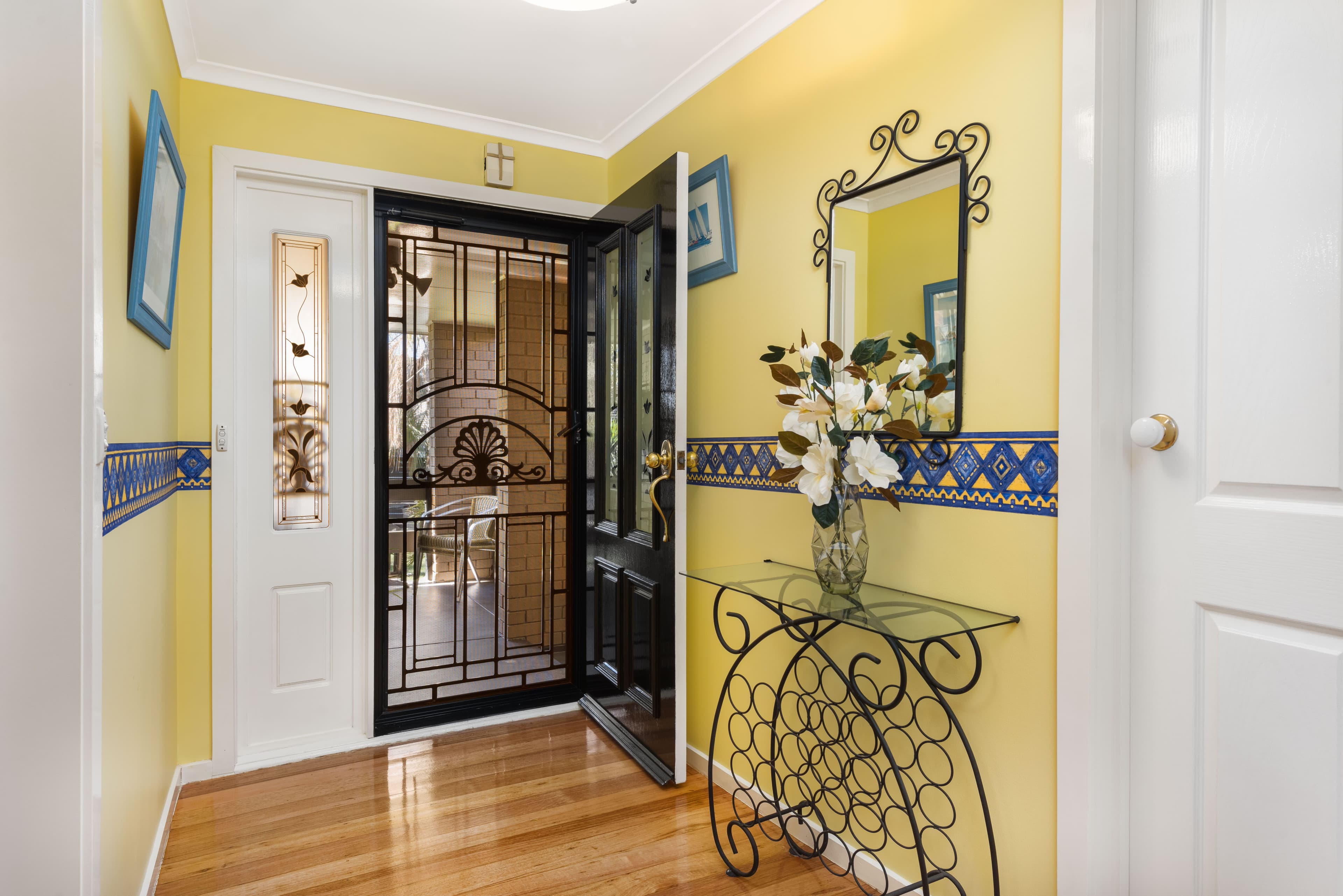 2 Primula Close, Bundoora VIC 3083, Bundoora - Thumbnail 2