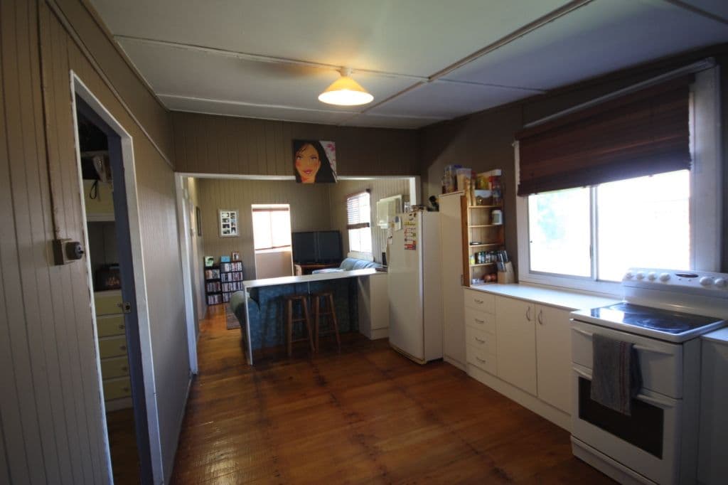 47 Seventeenth Street, HOME HILL QLD 4806, Home Hill - Thumbnail 4