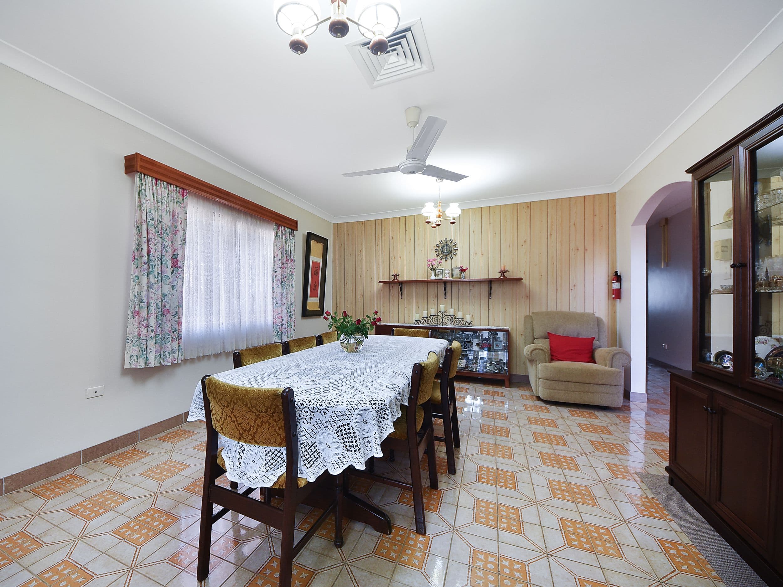 16 Whites Road, Chermside West QLD 4032, Chermside West - Thumbnail 3