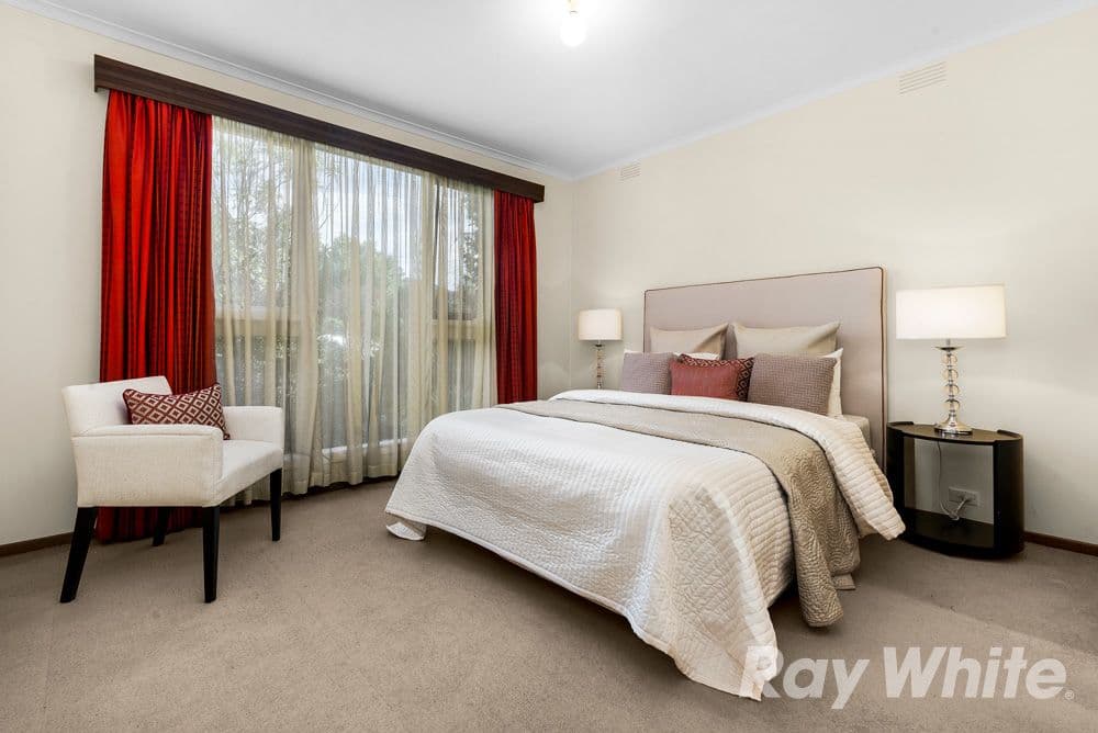 25 Eastleigh Drive, Glen Waverley VIC 3150, Glen Waverley - Thumbnail 5