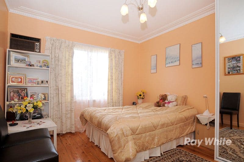 10 Somers Street, NOBLE PARK VIC 3174, Noble Park - Thumbnail 4