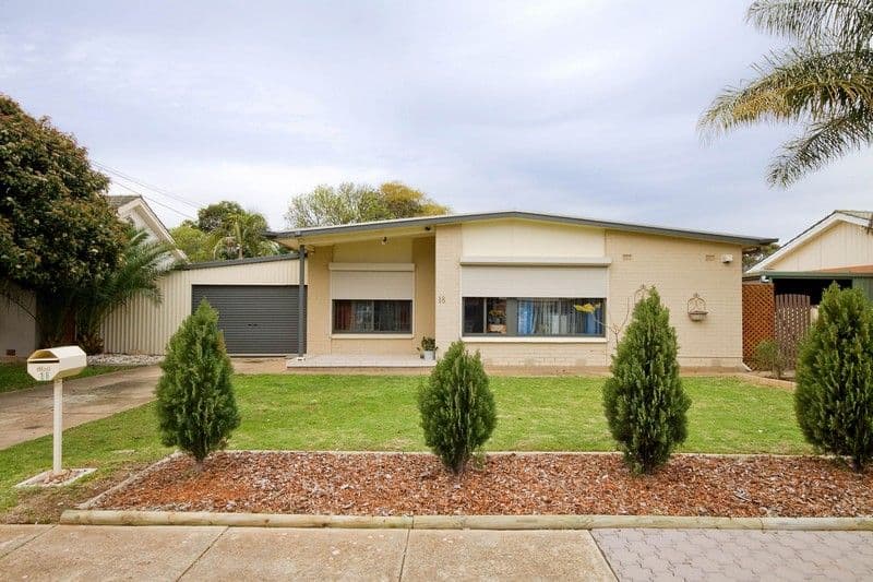 18 Bradman Road, PARAFIELD GARDENS SA 5107, Parafield Gardens - Thumbnail 2