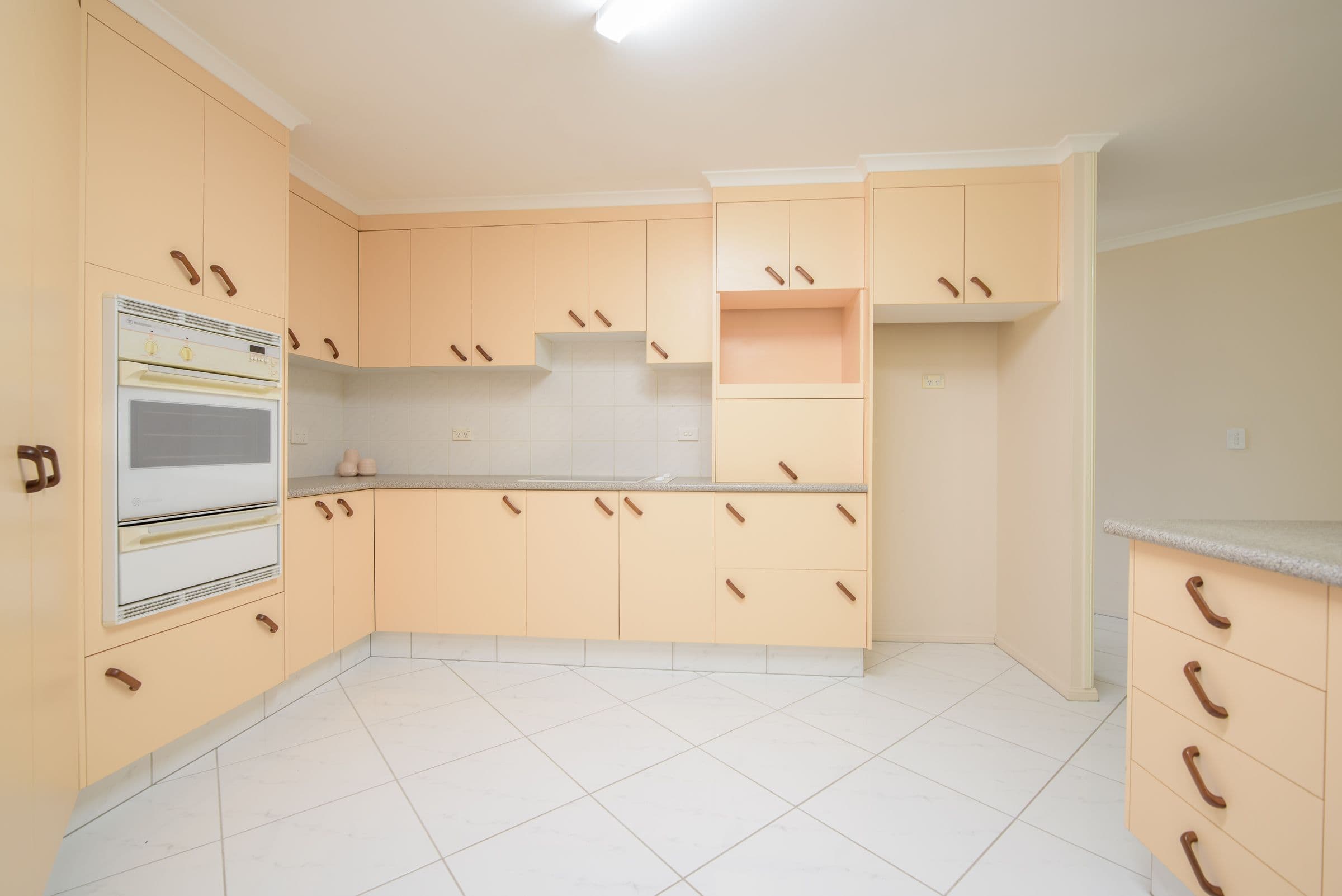 4 Resolute Street, Clinton QLD 4680, Clinton - Thumbnail 7