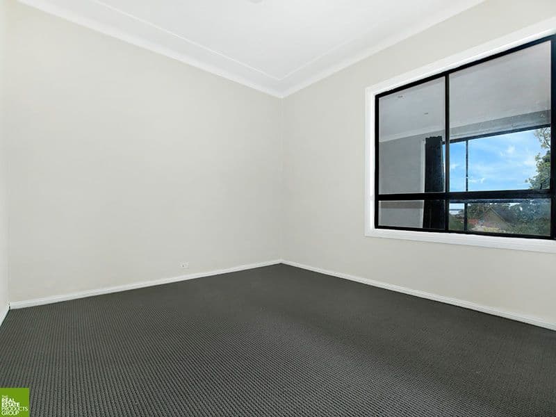 14 Cardiff Street, Berkeley - Thumbnail 6