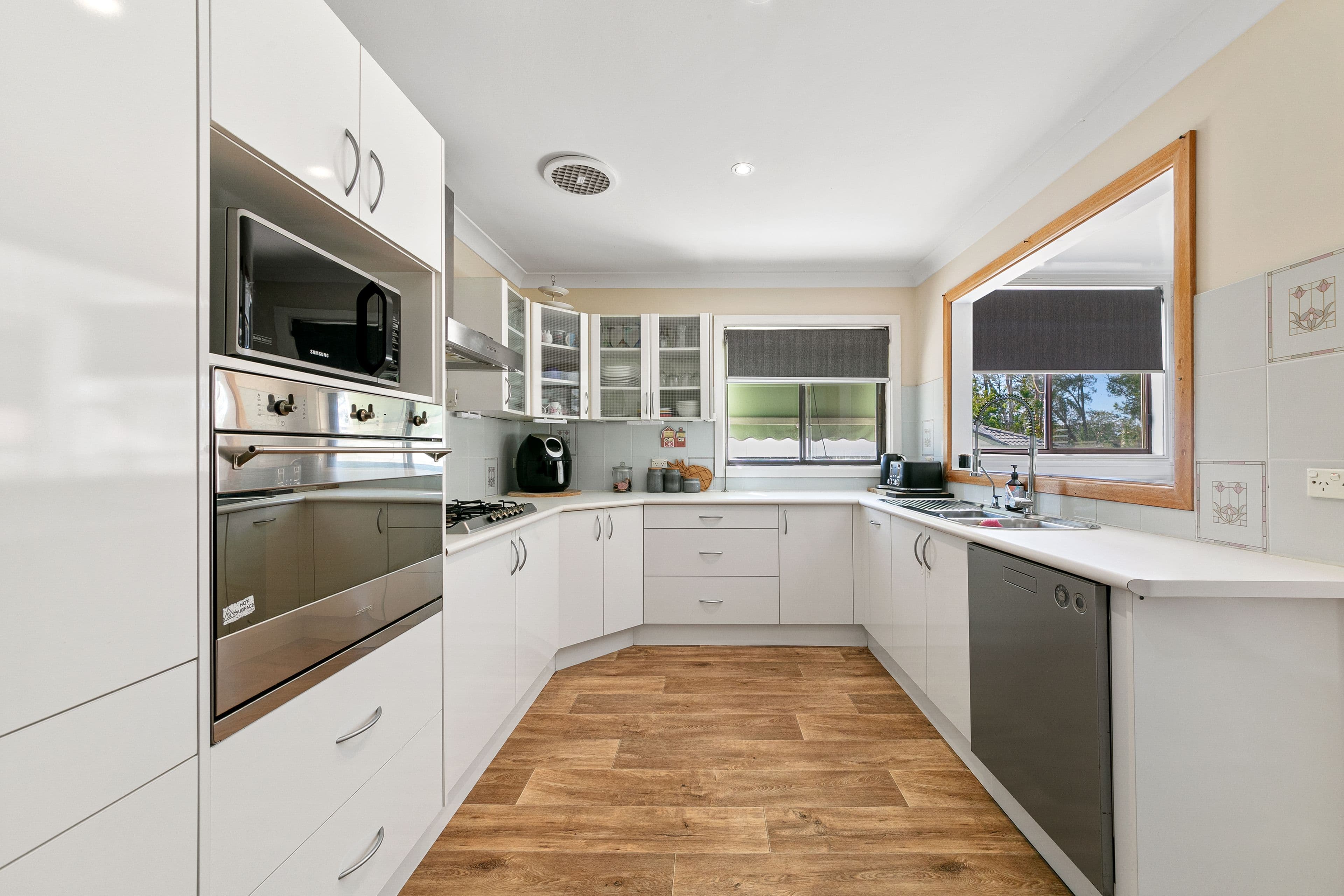8 Carinya Street, Charmhaven NSW 2263, Charmhaven - Thumbnail 3