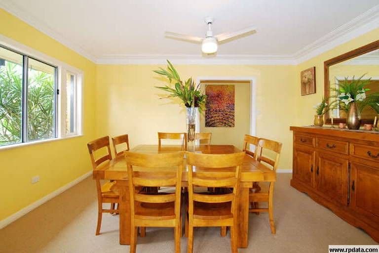 66 Twelfth Aveue, KEDRON QLD 4031, Kedron - Thumbnail 2