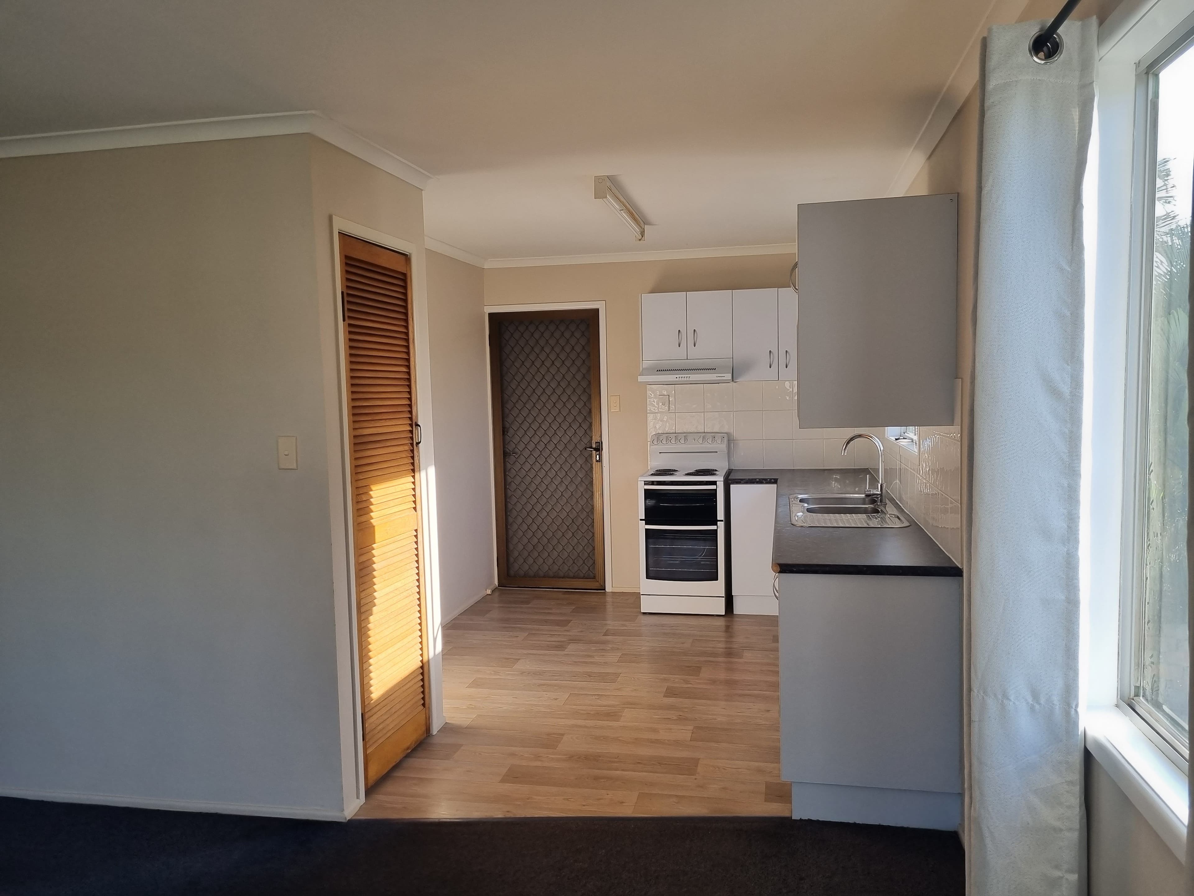 21 Tyson Crescent, Tannum Sands QLD 4680, Tannum Sands - Thumbnail 3