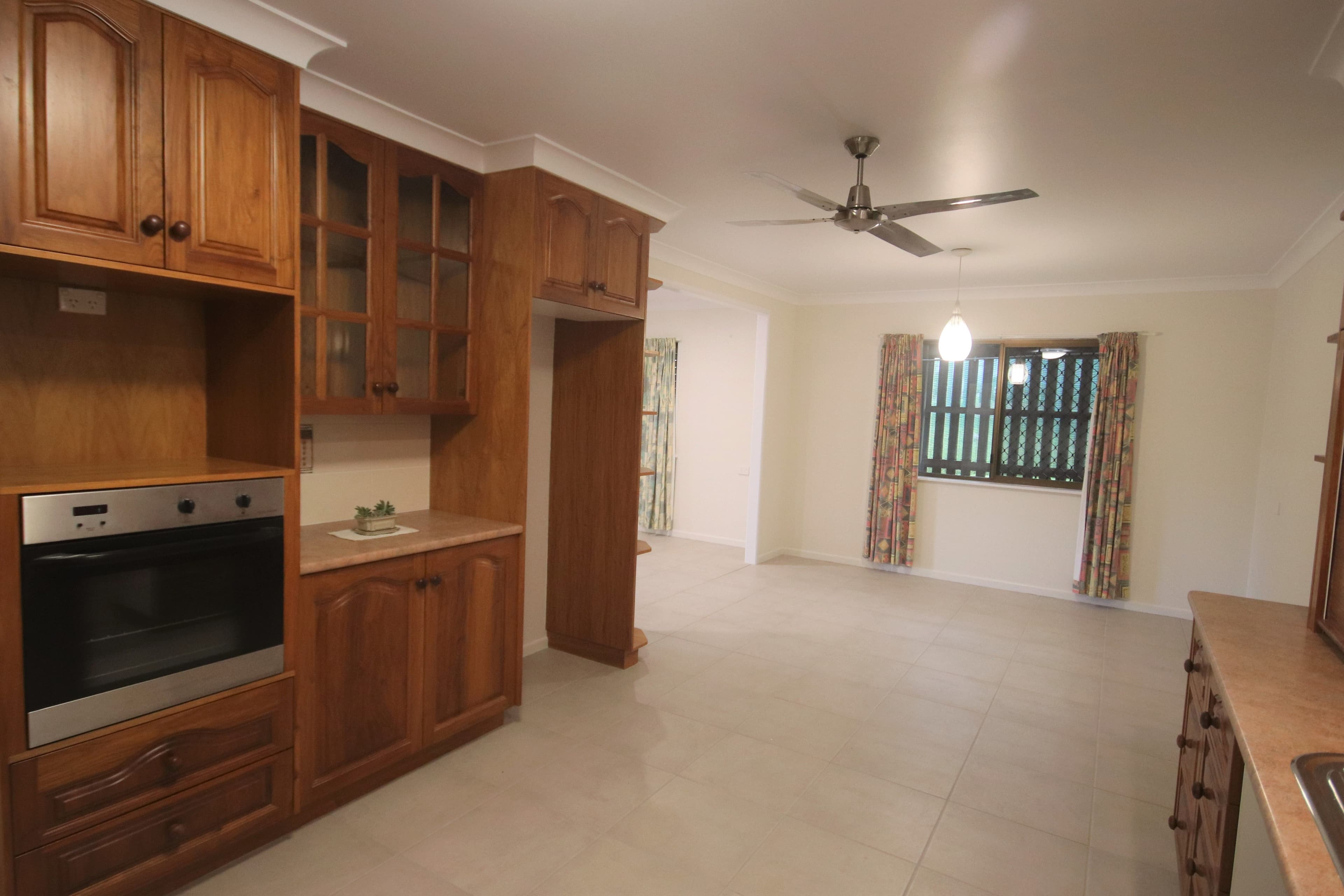 69 Burnett Street, Mundubbera QLD 4626, Mundubbera - Thumbnail 4