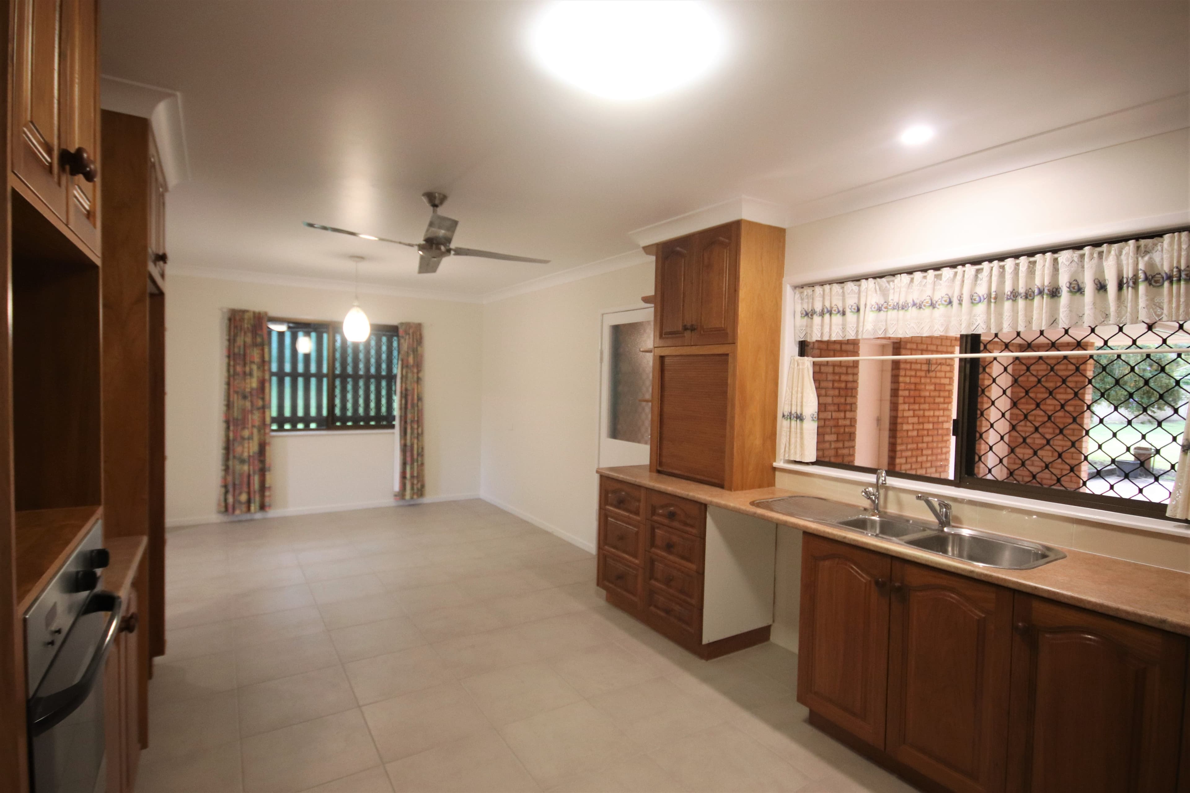 69 Burnett Street, Mundubbera QLD 4626, Mundubbera - Thumbnail 5