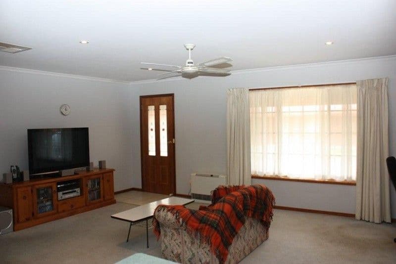 144 Federation Drive, COROWA NSW 2646, Corowa - Thumbnail 3